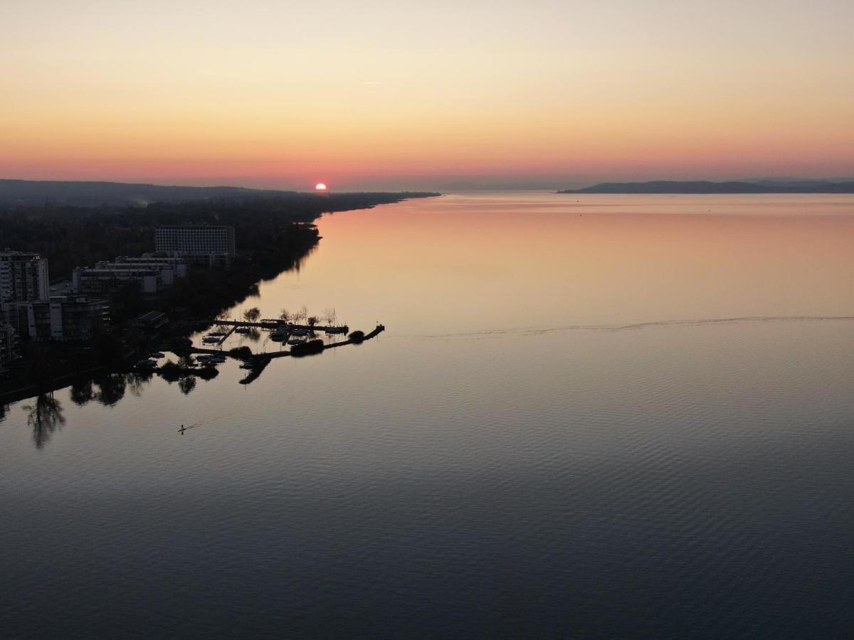 Szeplak No.1. Lägenhet Siófok Exteriör bild